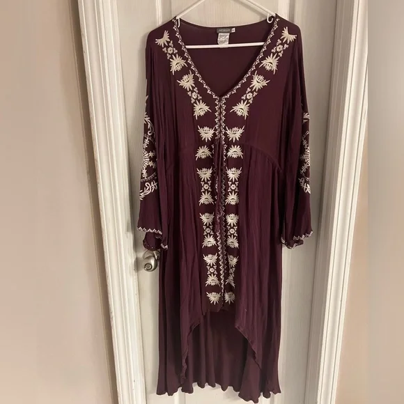 EARTHBOUND | Dresses | Maroon Colored High Low Dress Tieup Under Bust Long  Bell Sleeves Womens Xl | Poshmark
